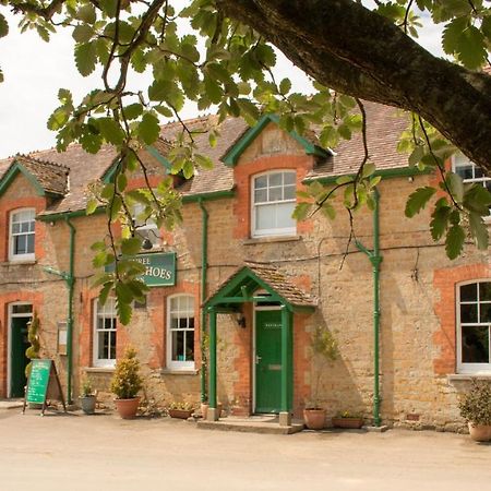 Three Horseshoes Inn Powerstock Exterior foto
