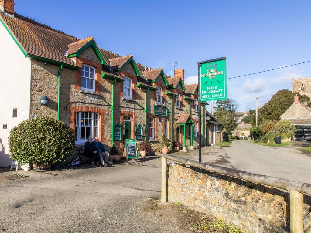 Three Horseshoes Inn Powerstock Exterior foto
